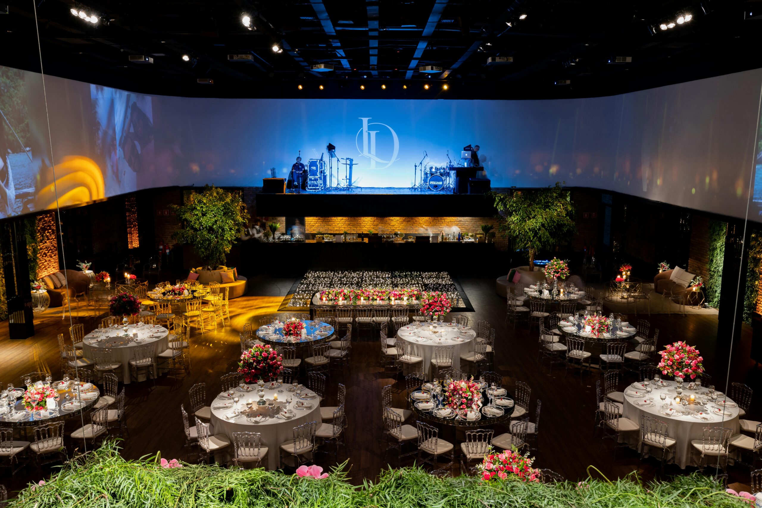 Image gallery marquee